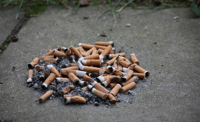 Umweltverschmutzung durch Zigarettenkippen