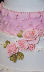  wedding cake decorated with flowers
