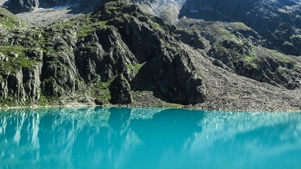 Obraz premium lake in mountains