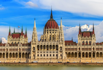 Fototapeta na wymiar Hungarian Legislative Building, Parliament Building