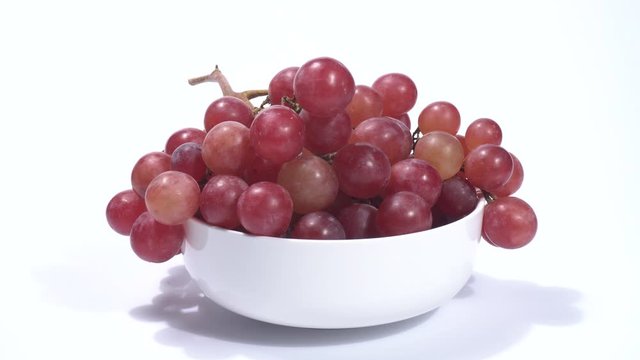 Racimo de uvas rojas