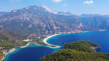 Obraz premium Błękitna Laguna Oludeniz. Oludeniz to niesamowita plaża na południowo-zachodnim wybrzeżu Turcji.