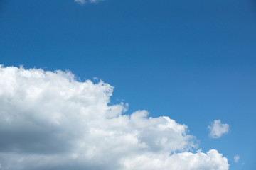 Blue sky and white cloud