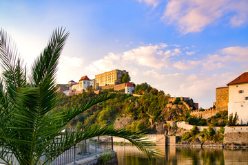 Fototapeta premium View to the Fortress Veste Oberhaus in Passau, Germany