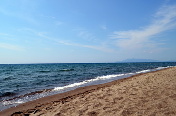 Fototapeta na wymiar Einsamer Strand in der Toskana