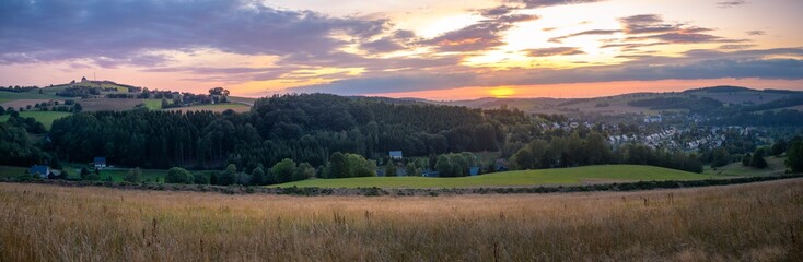 Fototapeta na wymiar Neuhausen Erzgebirge Abendrot Panorama