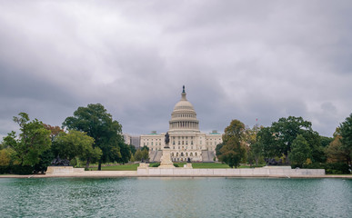 Fototapeta premium The United States Capitol building in Washington DC, United States of America