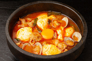 スンドゥブチゲ