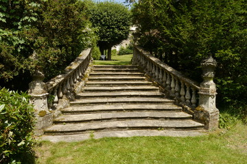 Uralte steinerne Barocktreppe mit Patina Schloss Hohenstein