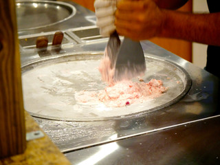 Making of pink ice cream 