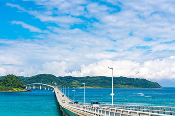 夏の角島大橋（山口県）