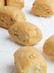 Crispy bread's croutons for aperitif