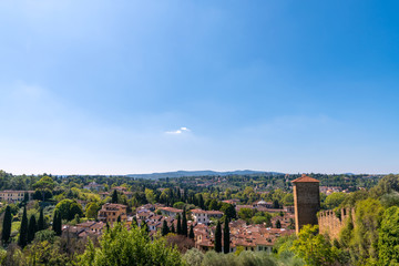 Fototapeta na wymiar Beautiful view of the Tuscan landscape from the Boboli Gardens, Florence. Italy. 