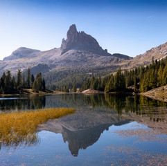 Croda da lago con Piz del Bec. Cortina D'Ampezzo.       