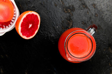 Grapefruit Juice (freshly squeezed, selective focus)