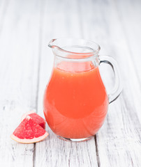 Grapefruit Juice (freshly squeezed, selective focus)
