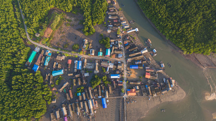 Obraz premium top view pier of Ban Samchong fishing village in Phang Nga Thailand
