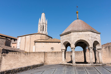 Historic center and Jewish quarter of Girona (Spain), one of the best preserved neighborhoods in Spain and Europe.