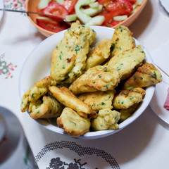 Pataniscas de bacalhau ou beignets de morue