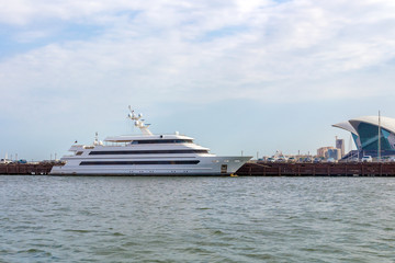 Fototapeta na wymiar Yacht at the pier