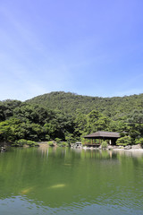 Fototapeta na wymiar 栗林公園 掬月亭と南湖 (香川)