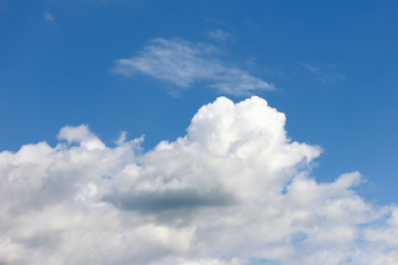 Obraz na płótnie Canvas blue sky and white clouds soft focus