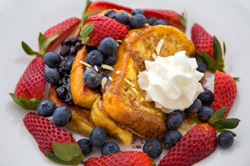 French toast with fresh fruits