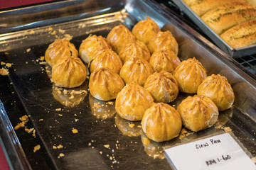 Seremban Siew pau is one of the famous Malaysian food.It is a type of baked bun with flaky pastry...