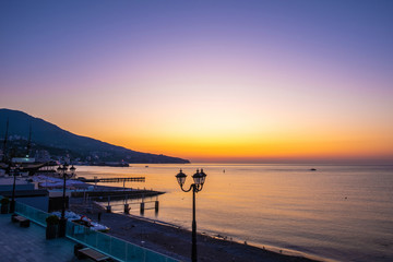 Obraz premium Beautiful sunrise over the Black Sea in Yalta, Crimea.