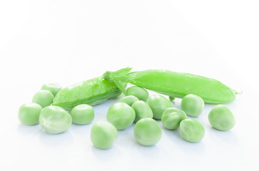 peas on white background
