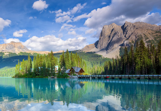 Beautiful emerald lake, Yoho national park, British Columbia, Canada