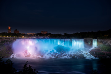 Niagara waterfalls at Night