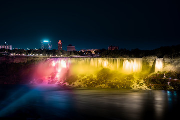 Niagara waterfalls at Night