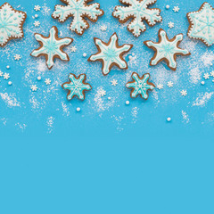 Fototapeta na wymiar Christmas cookies in the shape of snowflakes handmade basic for your decoration
