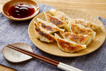 焼きギョーザ