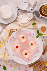 Sicilian ricotta cake (Cassata). 