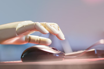 Robotic hand using a computer mouse