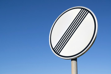 German road sign: end of previous limitation