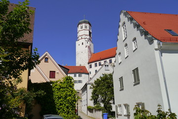 Blick auf den Schlossturm von Dillingen