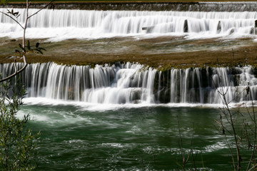 Fototapeta na wymiar mystischer Wasserfall