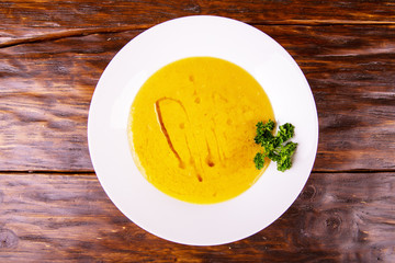 Pumpkin olive oil cream soup