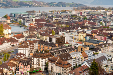 Fototapeta na wymiar Luzern am Vierwaldstätter See aus der Luft