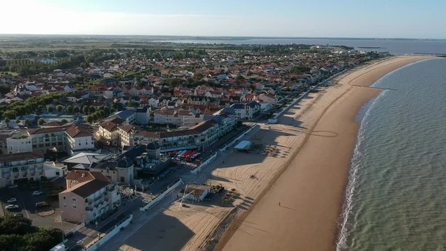 Chatelaillon Plage (Charente Maritime, France) - Vue a&eacute;rienne de la plage