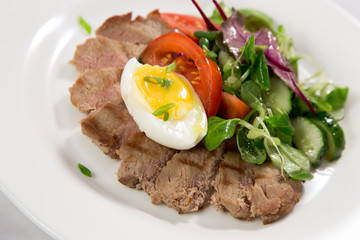 grilled beef with vegetables