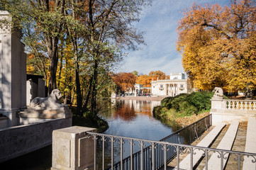 Fototapeta na wymiar Palace on the water in Lazienki Park, Warsaw