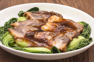 煮豚とチンゲンサイ