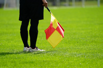 サッカーの審判 © makieni