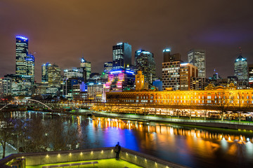Fototapeta na wymiar Melbourne city view at night
