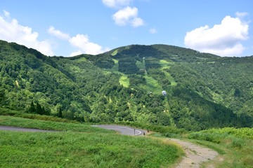 Naklejka premium 夏の湯沢高原 大峰山方面
