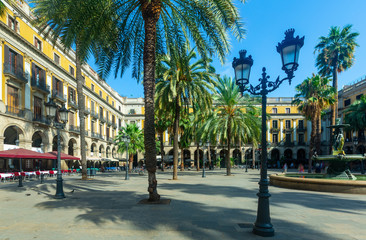 Plaza Real of Barcelona with fountain - obrazy, fototapety, plakaty